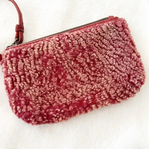 Patricia Nash Leather Sherpa Berry Red Wristlet wallet - Picture 2 of 6